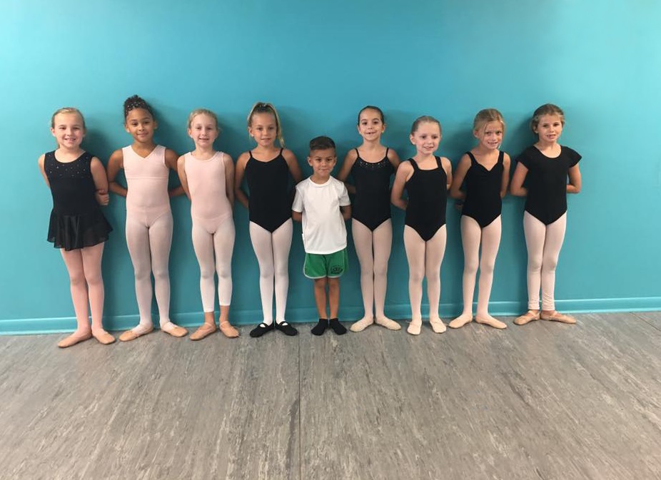Children Ballet class at Turning Pointe Dance Studio